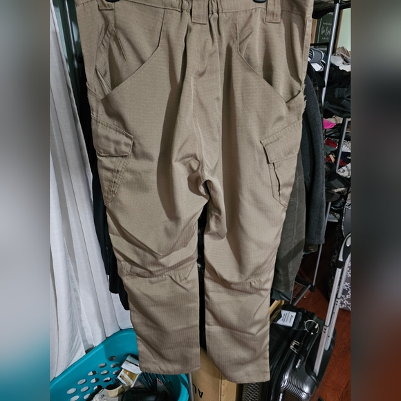 "Tactical pant - Picture 2 of 6